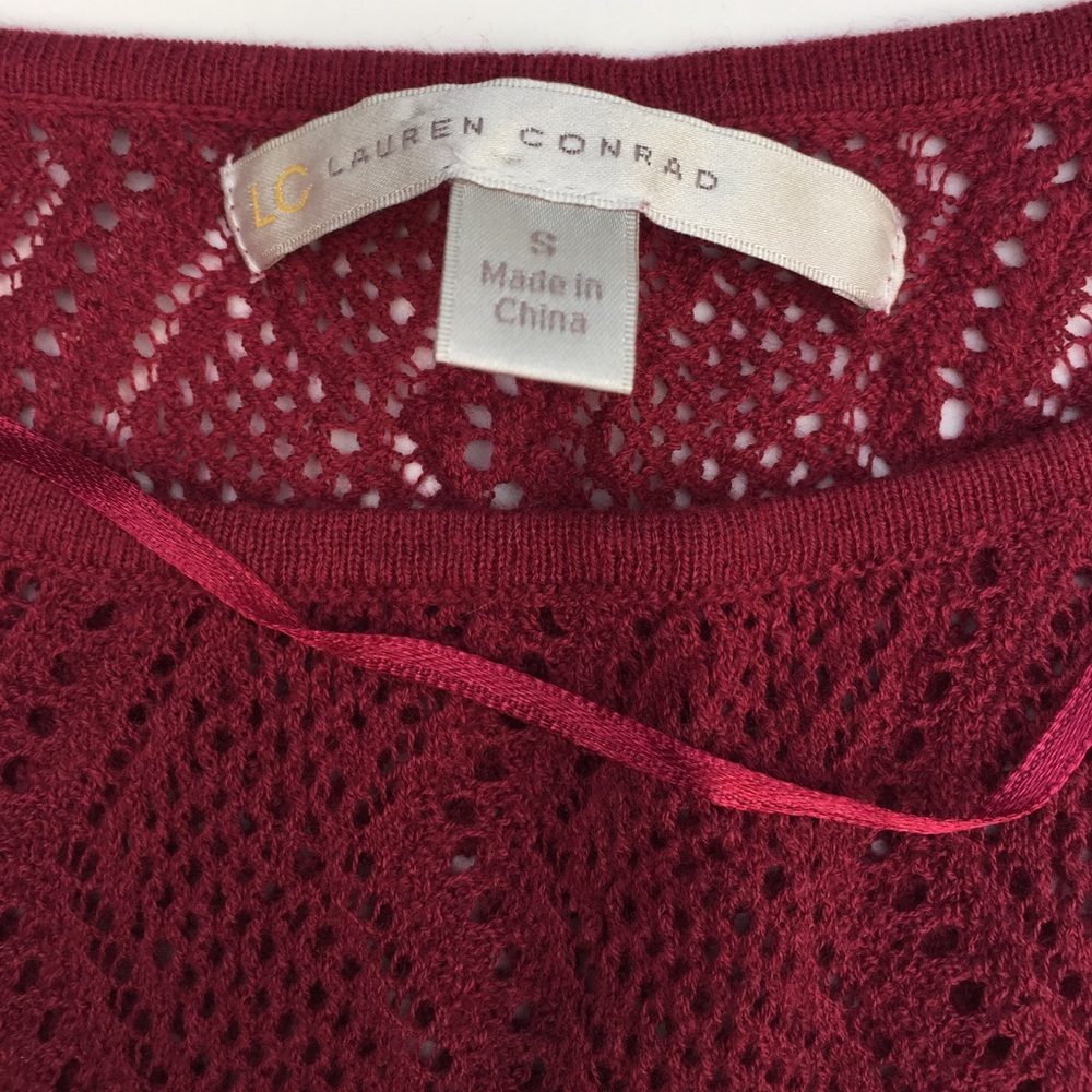 LC Lauren Conrad Crochet Detail 3/4 Sleeve Sweater - Picture 4 of 8